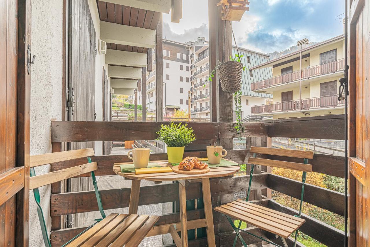 Casa Sole- Loft Moderno In Montagna Apartment Aprica Exterior foto